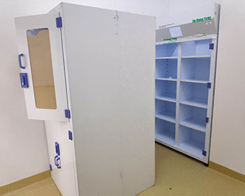 武漢頂益食品（康師傅）凈氣型儲(chǔ)藥柜應(yīng)用案例